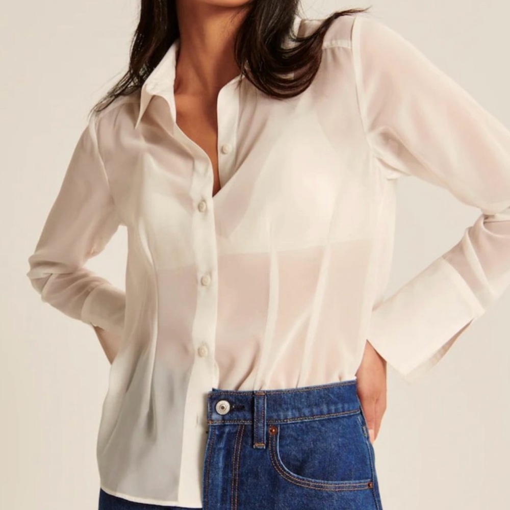 🍓NWT BLACK Abercrombie & Fitch sheer top